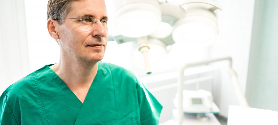 Kieferchirurg Dr. Dr. Klaus Guttowski